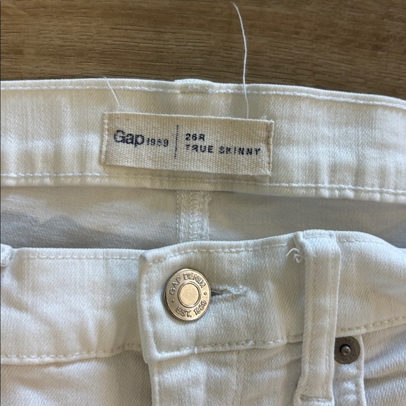 GAP True Skinny Women’s White Jeans – Size 26 Regular - Picture 5 of 9